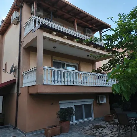 度假居 Eva Maisonette Nea Iraklitsa